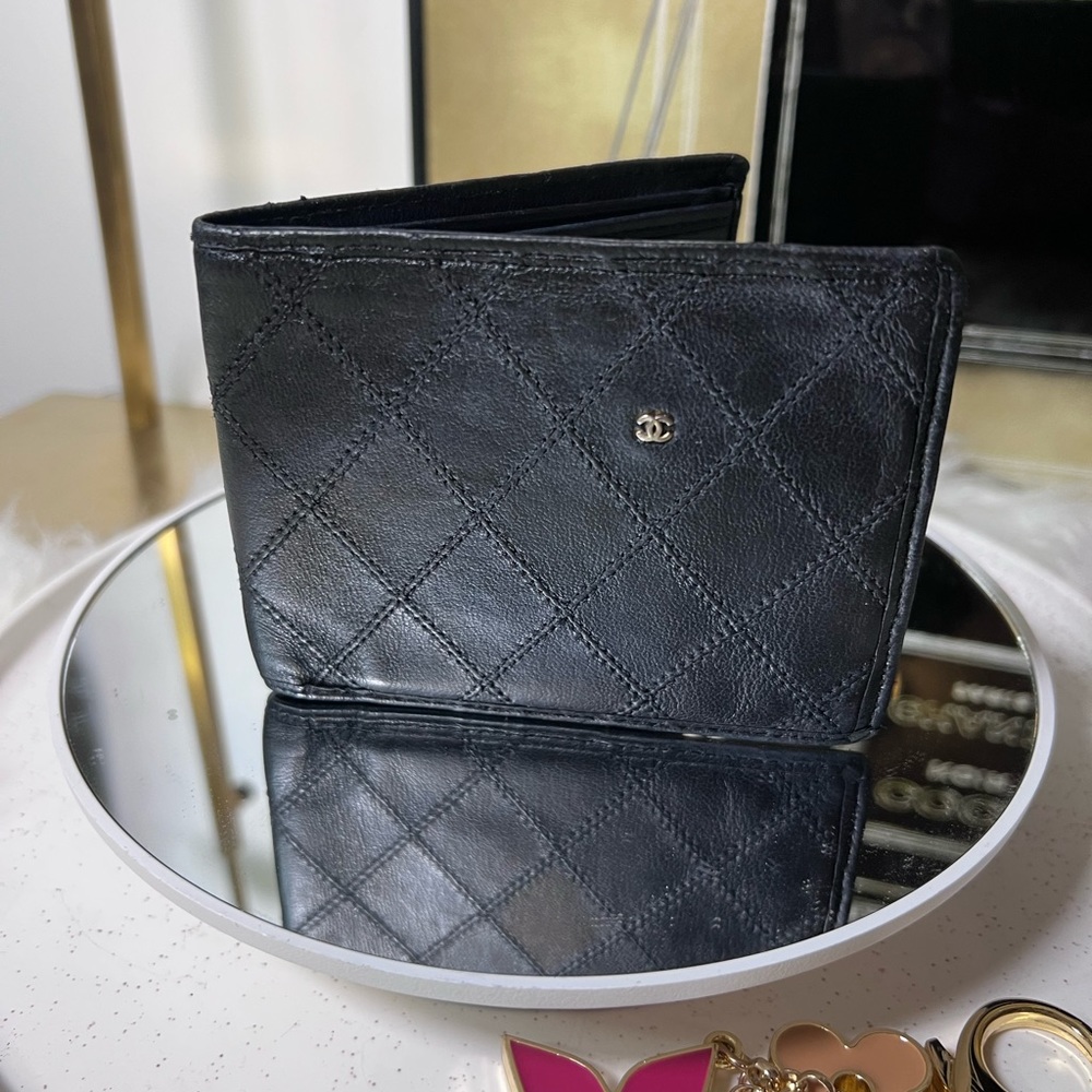 Chanel Diamond Stitch Lambskin Men’s Bifold Wallet - Picture 3 of 5